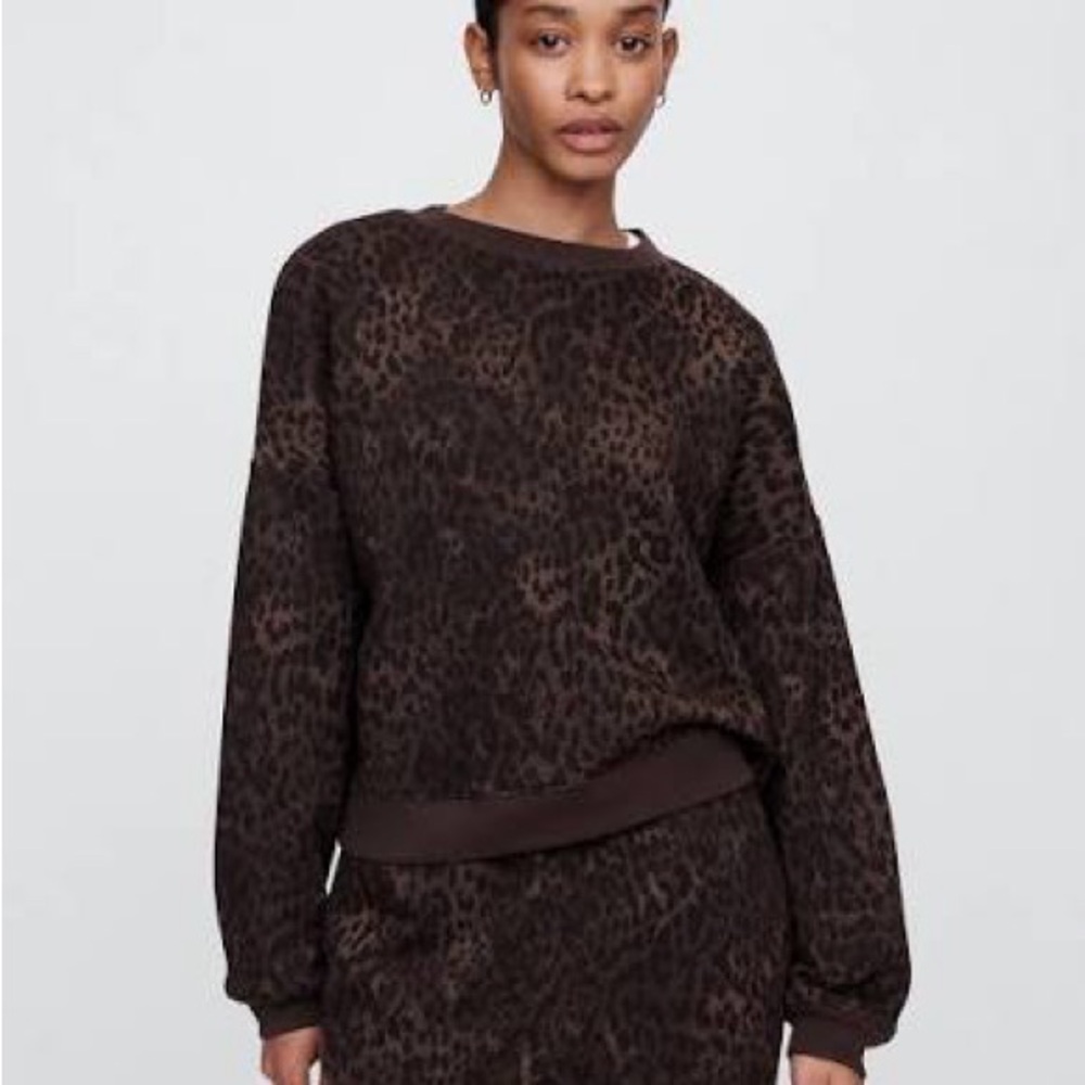 GAP Dark Brown Cheetah Print Sweatshirt